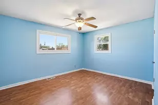 17044 Burnham Ave, Lansing, IL 60438 - Photo 11