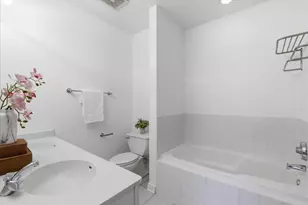 1158 W Armitage Ave, Chicago, IL 60614 - Photo 13