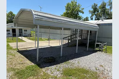 21654 Benton Street, Thompsonville, IL 62890 - Photo 3
