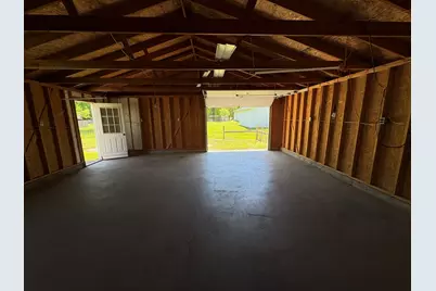 21654 Benton Street, Thompsonville, IL 62890 - Photo 9
