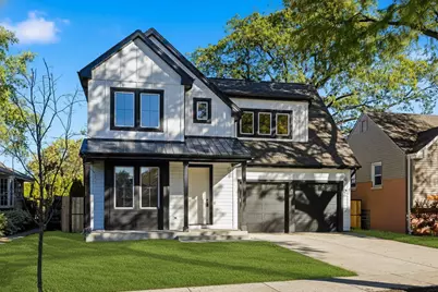 1100 Lois Avenue, Park Ridge, IL 60068 - Photo 1