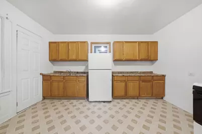 125 N 22nd Avenue, Melrose Park, IL 60160 - Photo 9