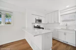 528 Poplar Dr, Wilmette, IL 60091 - Photo 5