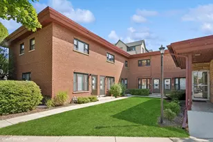 528 Poplar Dr, Wilmette, IL 60091 - Photo 1