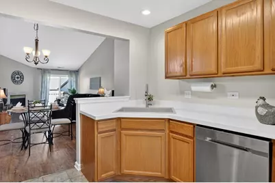 563 Willow Way #563, Lindenhurst, IL 60046 - Photo 11