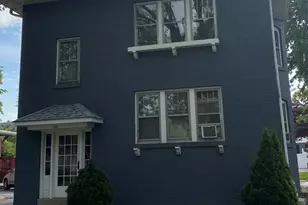 115 Myrtle Ave, Elmhurst, IL 60126 - Photo 1