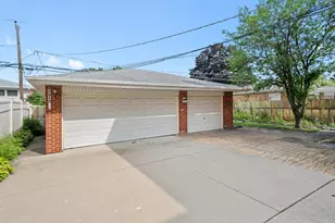 8819 N Wisner St, Niles, IL 60714 - Photo 19
