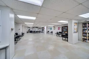 7033 N Kedzie Ave, Chicago, IL 60645 - Photo 25