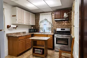 304 Cameron Ave, Lockport, IL 60441 - Photo 11