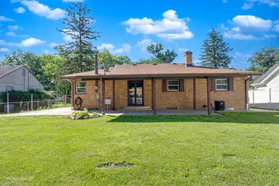 425 Douglas Street, Oswego, IL 60543 - Photo 33