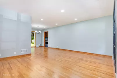 425 Douglas Street, Oswego, IL 60543 - Photo 7