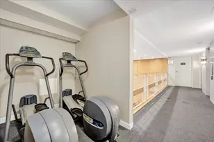 3033 N Sheridan Rd, Chicago, IL 60657 - Photo 19