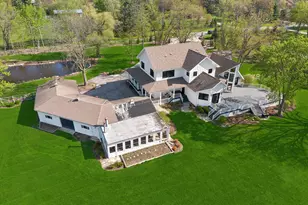 16W185 89th St, Burr Ridge, IL 60527 - Photo 3
