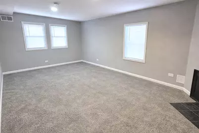 36107 N Green Bay Road, Waukegan, IL 60087 - Photo 7