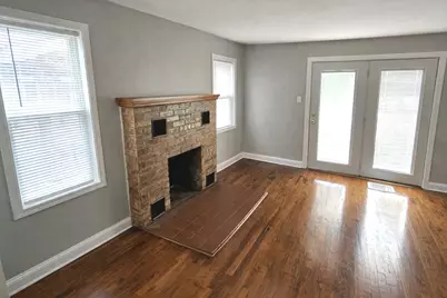 36107 N Green Bay Road, Waukegan, IL 60087 - Photo 3