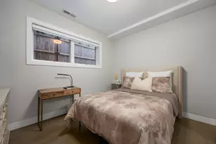 2136 W Lyndale St, Chicago, IL 60647 - Photo 17
