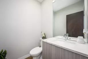 2136 W Lyndale St, Chicago, IL 60647 - Photo 15