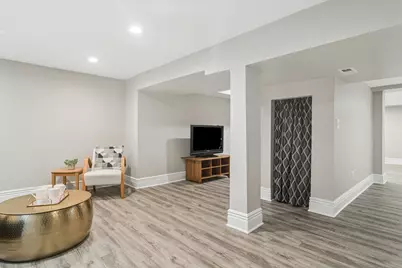 1653 N Douglas Avenue, Arlington Heights, IL 60004 - Photo 27
