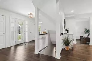 1653 N Douglas Ave, Arlington Heights, IL 60004 - Photo 3