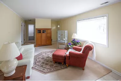 440 E Maple Street, Lombard, IL 60148 - Photo 13
