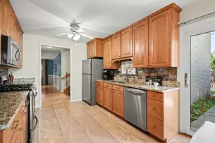 7100 Terrace Dr, Downers Grove, IL 60516 - Photo 13
