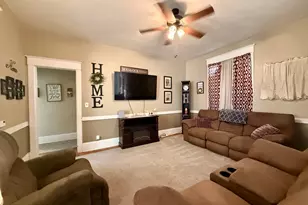 222 W Main St, Clifton, IL 61727 - Photo 7