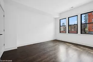 1114 W Grand Ave, Chicago, IL 60642 - Photo 3