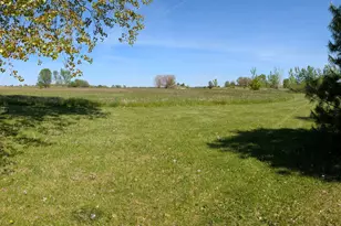 33968 Myelle Rd, Kingston, IL 60145 - Photo 5