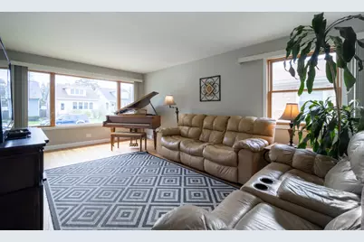 6500 W Raven Street, Chicago, IL 60631 - Photo 3