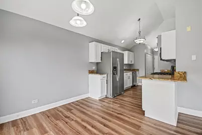 566 Yellowstone Lane, Yorkville, IL 60560 - Photo 7