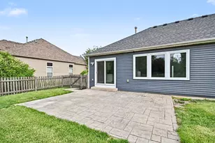 566 Yellowstone Ln, Yorkville, IL 60560 - Photo 21