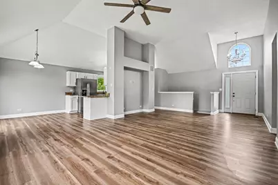 566 Yellowstone Lane, Yorkville, IL 60560 - Photo 5