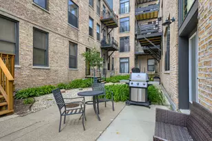 2511 W Moffat St, Chicago, IL 60647 - Photo 21