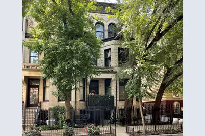 21 E Division Street #1S, Chicago, IL 60610 - Photo 1