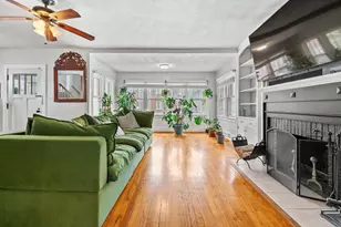 416 Hull Ct, Waukegan, IL 60085 - Photo 7