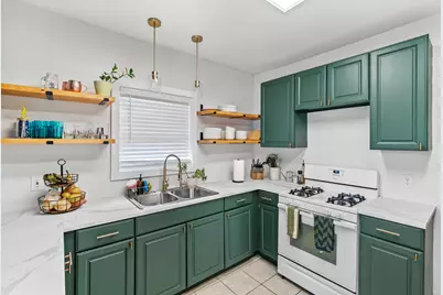 416 Hull Court, Waukegan, IL 60085 - Photo 11