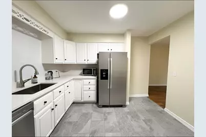2343 Ogden Avenue N #3, Downers Grove, IL 60515 - Photo 3