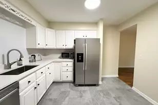 2343 Ogden Ave N, Downers Grove, IL 60515 - Photo 3