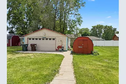 204 E Lake Street, Ashkum, IL 60911 - Photo 3