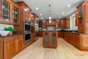 14805 Creekside Path, Libertyville, IL 60048 - Photo 11