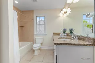 14805 Creekside Path, Libertyville, IL 60048 - Photo 19
