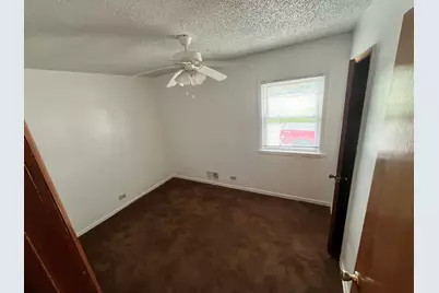 7458 W 64th Place, Summit, IL 60501 - Photo 7