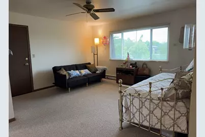 1253 Getzelman Drive #2N, Elgin, IL 60123 - Photo 3
