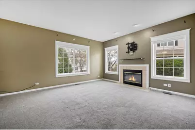 7 Appletree Court, Lake in the Hills, IL 60156 - Photo 7