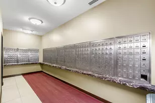 5455 N Sheridan Rd, Chicago, IL 60640 - Photo 15
