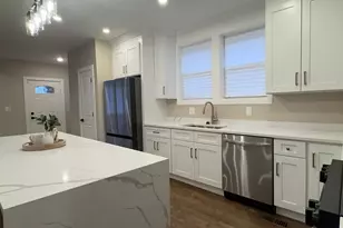 8135 S Bishop St, Chicago, IL 60620 - Photo 11