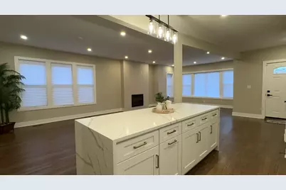 8135 S Bishop Street, Chicago, IL 60620 - Photo 13