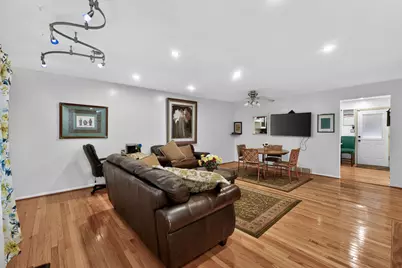 606 South Boulevard #D, Evanston, IL 60202 - Photo 3