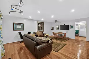 606 South Blvd, Evanston, IL 60202 - Photo 3