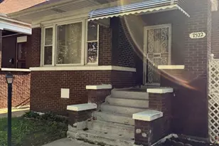 7522 S Vernon St, Chicago, IL 60619 - Photo 1